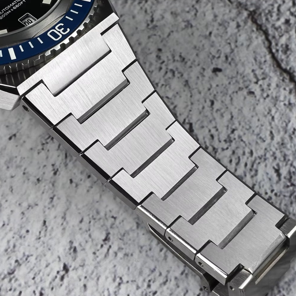 San Martin Watches for Men 40mm Stainless Steel – SN0146 G